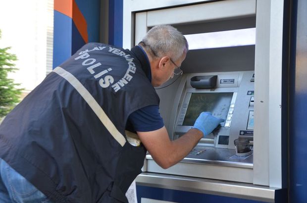 Bursa'da ATM dolandırıcılarına suç üstü