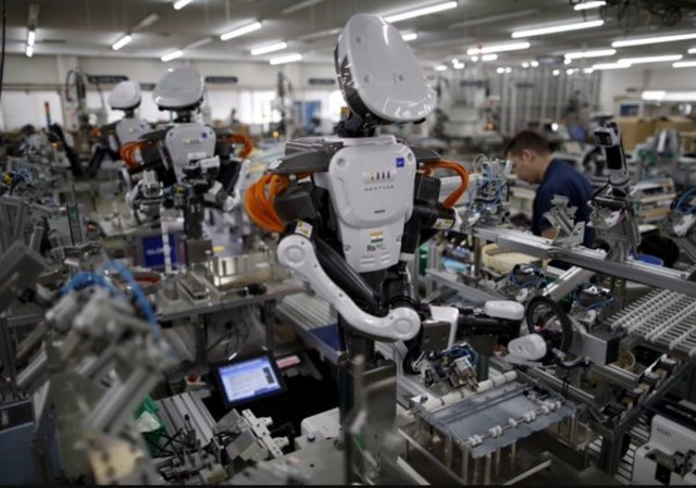 Çin'de 60 bin işçinin yerine robotlar çalıştırılacak