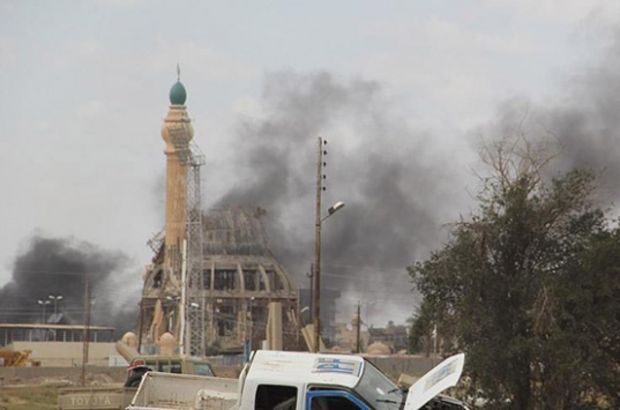 Sünnilere ait 2 cami yakıldı