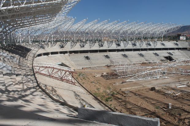 Malatya Arena Stadı'nın çatısı kapatıldı