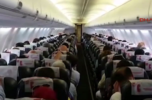 Baba oğul pilotlardan yolcuları şaşırtan anons (video)