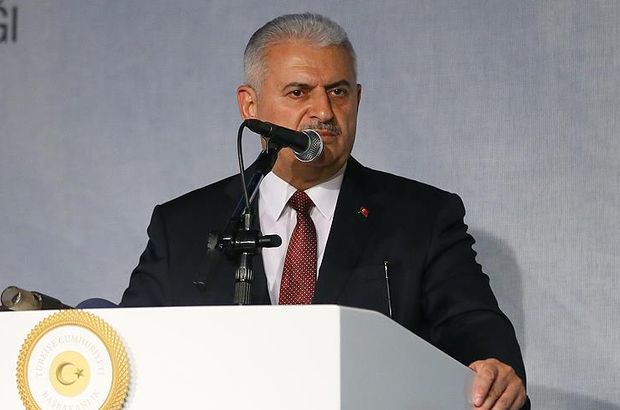 Başbakan Binali Yıldırım İzmir'de konuşuyor