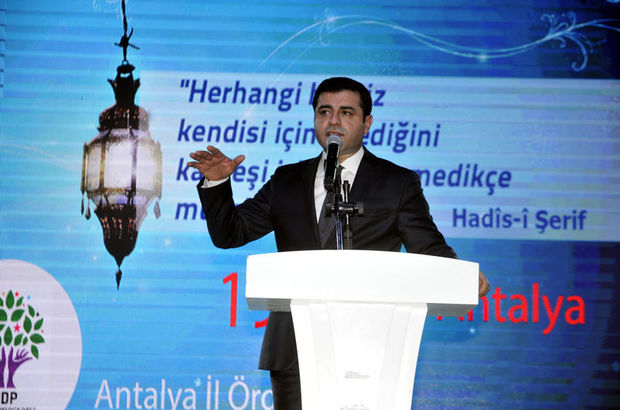 HDP Eş Genel Başkanı Selahattin Demirtaş: Bize davetiye falan göndermeyin kardeşim, gelmeyeceğiz