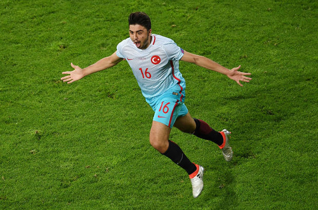 Ozan Tufan´ın babası Mehmet Tufan, oğlunun Çek Cumhuriyeti ağlara güzel bir gol attığını söyledi