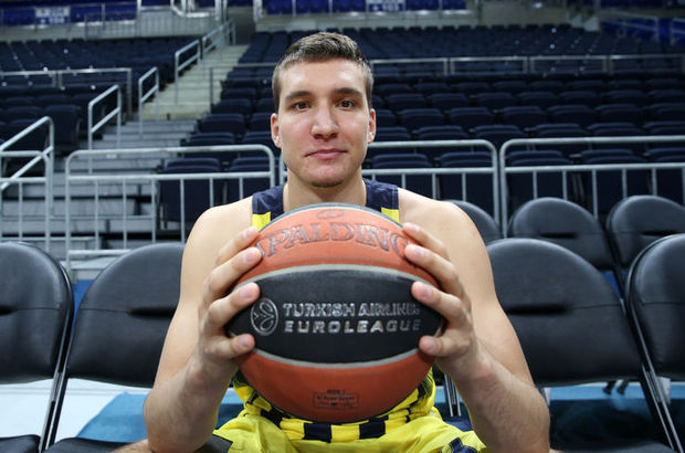 Fenerbahçe'de Bogdan Bogdanovic takımda kalıyor