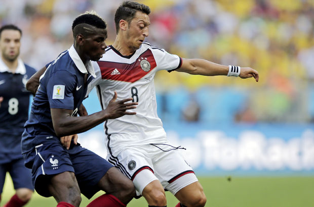 Mesut Özil ve Paul Pogba'dan 22 Afrikalı çocuğa yardım