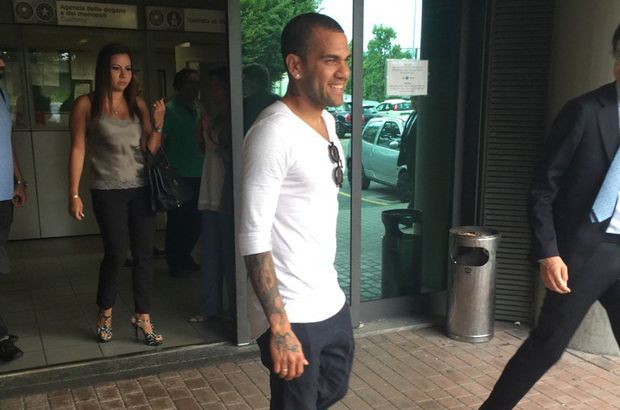 Dani Alves, Juventus için sağlık kontrolünden geçti