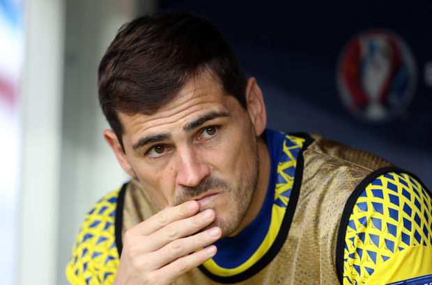 Iker Casillas milli takımı bıraktı!