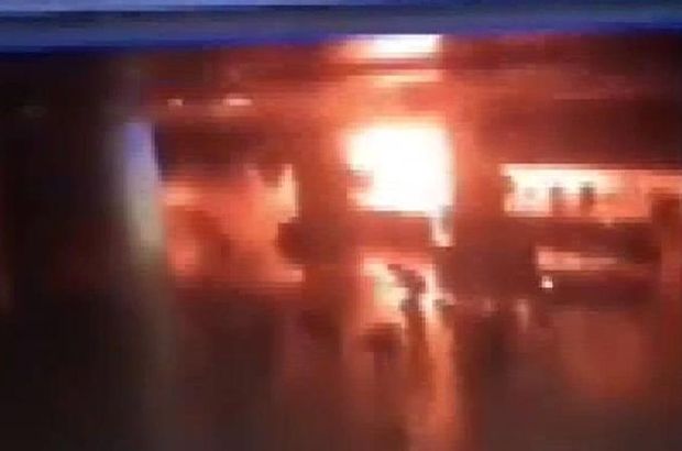 İstanbul'daki dünkü patlamadan görüntüler (VİDEO)