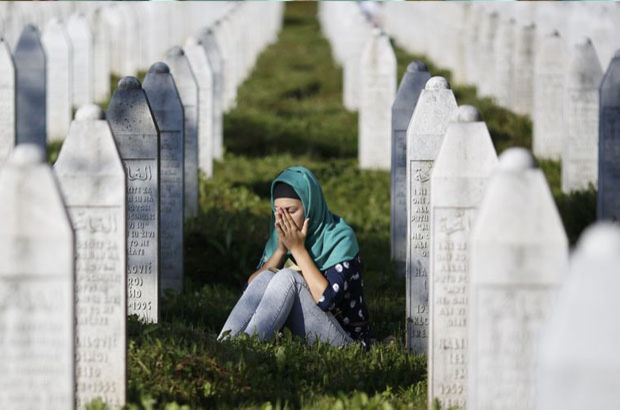 'Srebrenitsa' tasarısı Sırbistan Meclisi'ne sunuldu