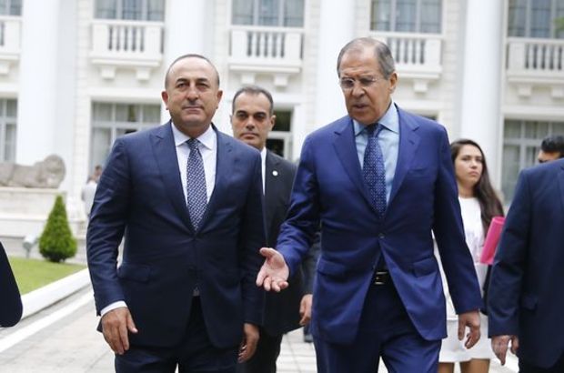 Lavrov: Türkiye ile Suriye konusunda irtibat kurmayı maçlıyoruz
