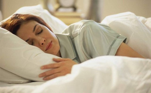 Çıplak uyumak zararlı mı yoksa sağlıklı mı?