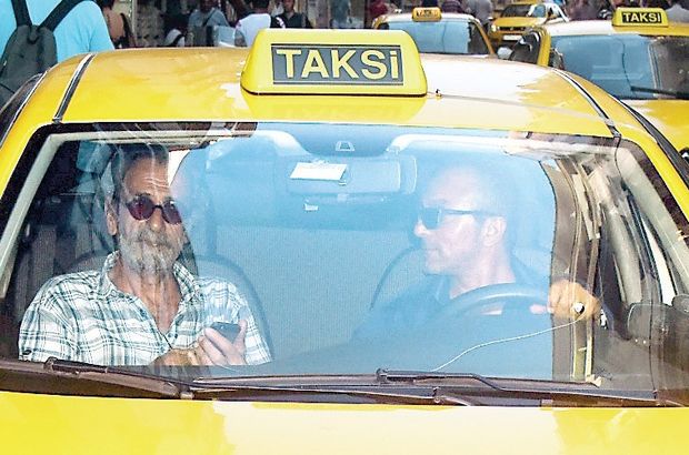 Menderes Samancılar, bir taksi içerisinde görüntülendi
