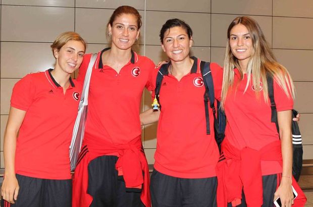 A Milli Kadın Basketbol Takımı İstanbul'a döndü