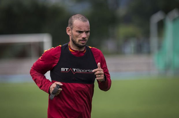 Sneijder'in menajeri: O cezalar ödenmeyecek