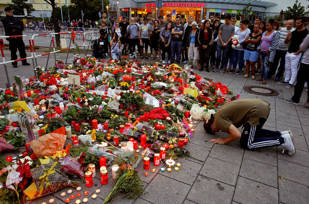 Münih saldırganı, katliamı bir yıl önce planlamaya başlamış