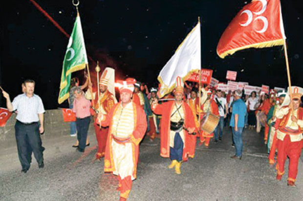 Edirne'de mehteranlı demokrasi nöbeti tutuldu