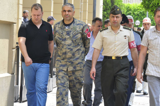 FETÖ'cü komutan Tuğgeneral Bekir Ercan Van hakkında kuryelik soruşturması başlatıldı