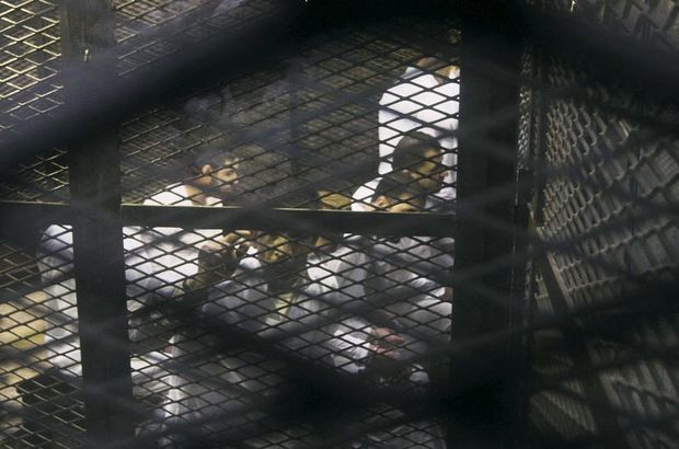 Mısır'da 13 darbe karşıtına idam cezası verildi