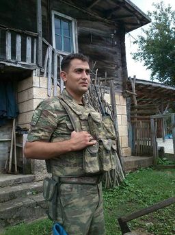 Ordu'da PKK'nın hain saldırısında şehit olan Jandarma Uzman Çavuş Hamdi Karagöz...