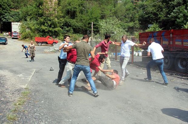 Maden işçileri ile mahalle sakinleri arasında kavga
