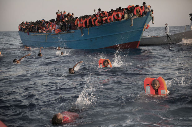 Libya açıklarında 6 bin 500 mülteci kurtarıldı