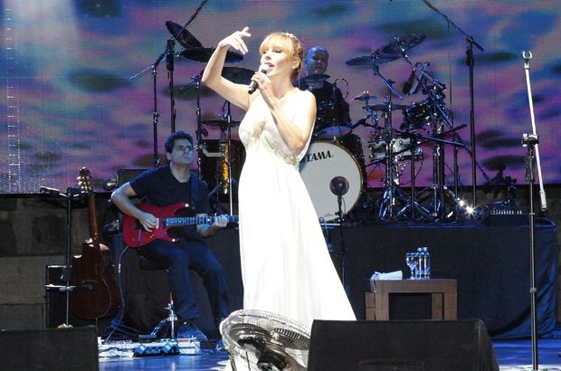 Funda Arar, Bodrum'da konser verdi