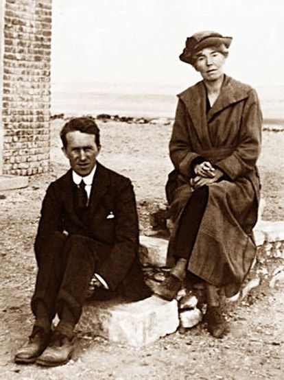 Gertrude Bell ve Lawrence.