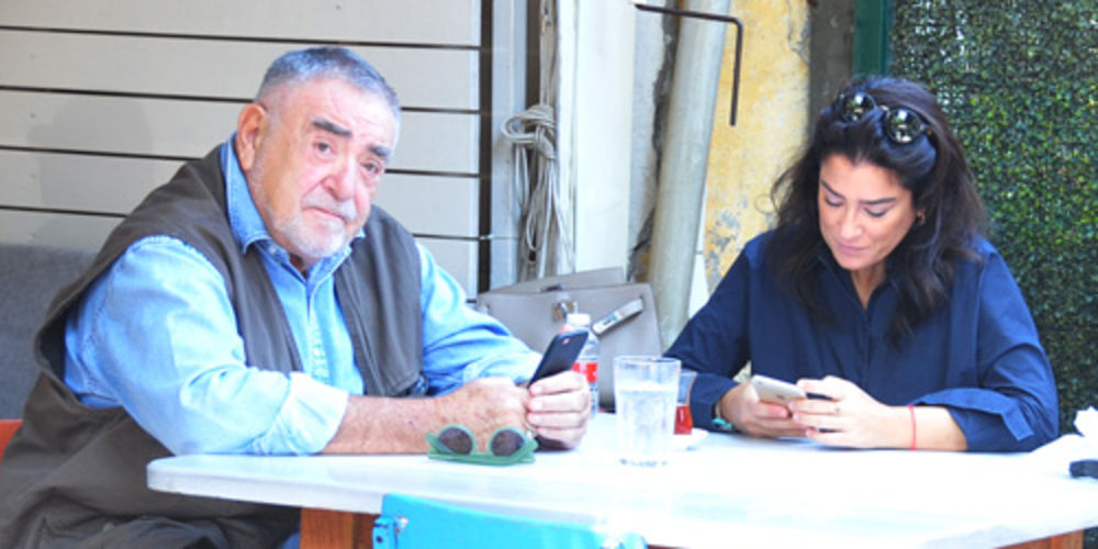 Baba-kız baş başa