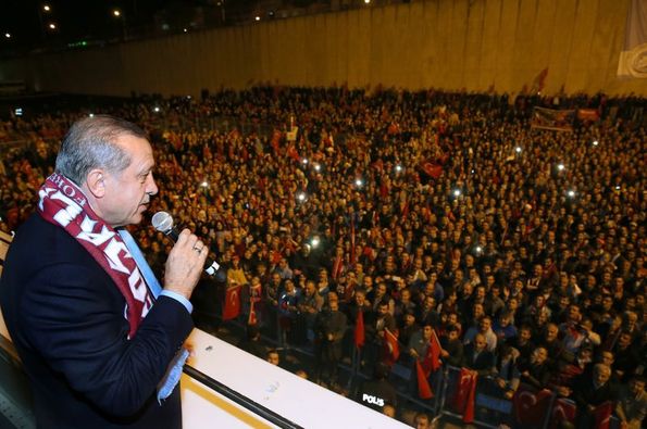 Cumhurbaşkanı Recep Tayyip Erdoğan, Trabzon Havalimanı'nda vatandaşlara hitap etti
