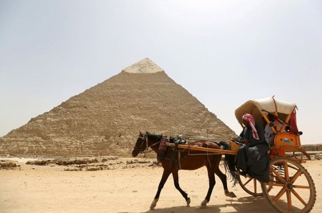 Giza Piramitleri'nde gizli odalar bulundu