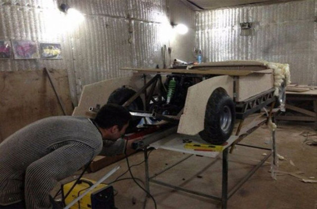 ATV motoru otomobile çevirdi