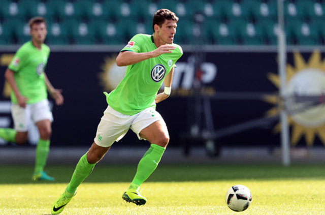 Beşiktaş'tan ayrılan Mario Gomez hem kendini yaktı hem de Wolfsburg'u