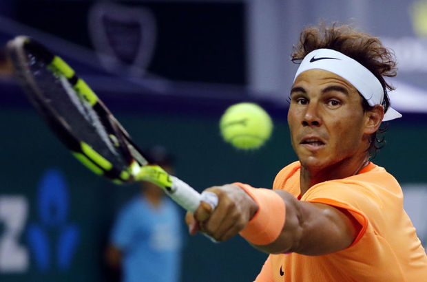İspanyol tenisçi Rafael Nadal, sol el bileğindeki sakatlık nedeniyle sezonu kapattı