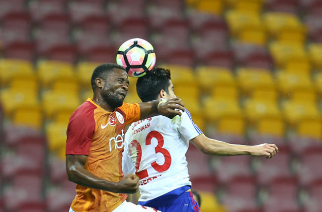 Galatasaray'ın savunma oyuncusu Aurelien Chedjou, Marsilya iddaaları hakkında açıklamalarda bulundu