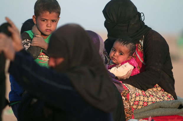 DEAŞ Musul'da 550 aileyi canlı kalkan olarak kaçırdı