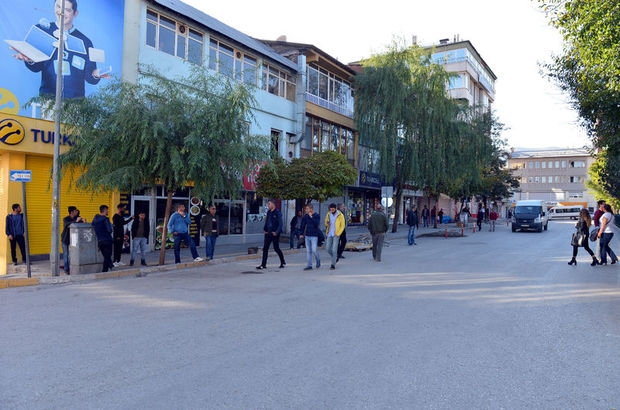 Tunceli'de DBP ve HDP eş başkanları gözaltına alındı