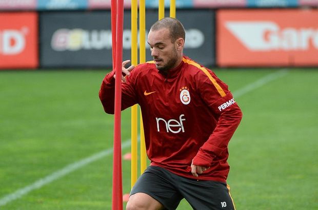Riekerink Sneijder'ı saklıyor