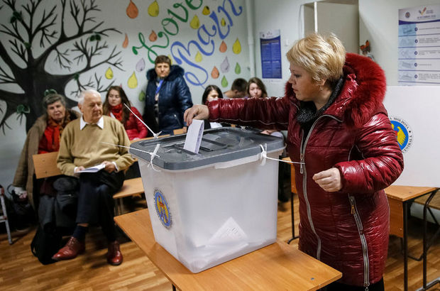 Moldova halkı 20 yıl aradan sonra cumhurbaşkanını seçiyor