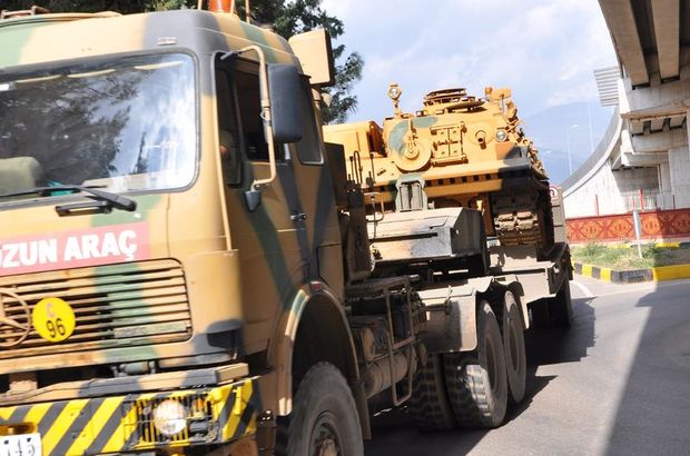 Gaziantep sınırna Fırat Kalkanı operasyonu için askeri sevkıyat