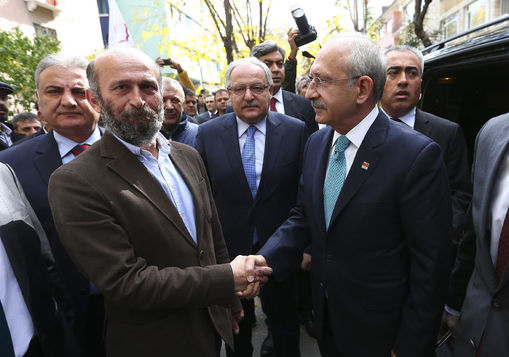 CHP lideri Kemal Kılıçdaroğlu, Cumhuriyet Gazetesi Ankara Temsilcisi Erdem Gül ile görüştü