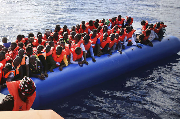 Akdeniz'de son iki günde 340 göçmen öldü veya kayboldu
