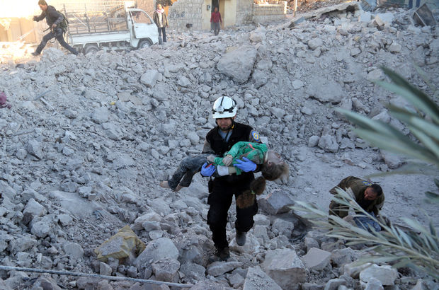 Halep'a hava saldırısı: 40 ölü