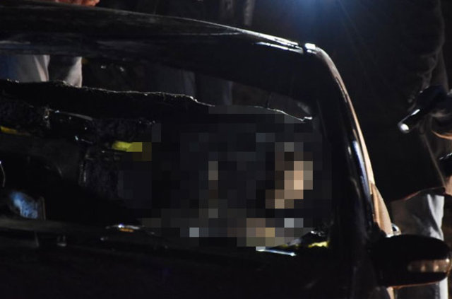 Konya'da lüks otomobilde yanmış erkek cesedi bulundu