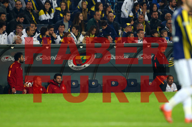 Galatasaray'da Ayhan Akman ve Selçuk İnan doping odasında kozlarını paylaştı