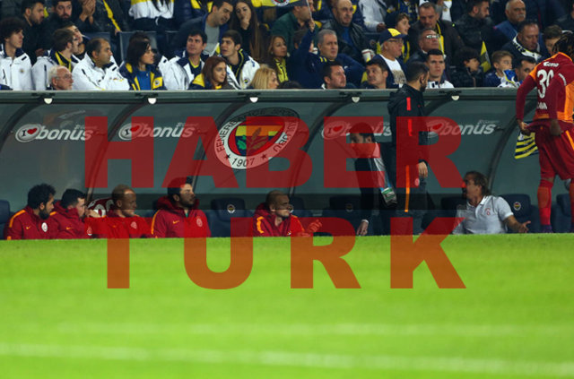 Galatasaray'da Ayhan Akman ve Selçuk İnan doping odasında kozlarını paylaştı
