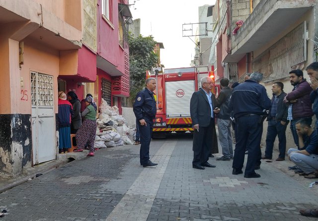 Adana'da evinde yangın çıkan engelli vatandaş kurtarılamadı