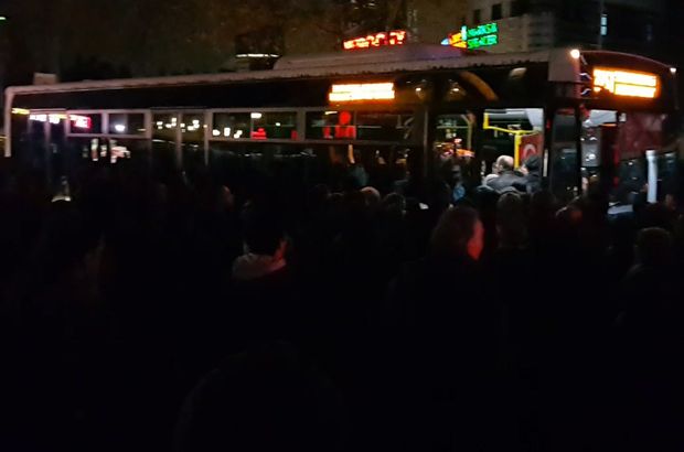 İstanbul'da belediyeye otobüs tepkisi