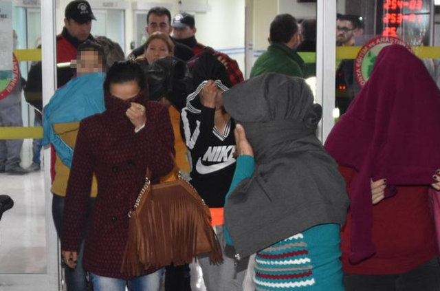 Konya'da fuhuş için müşteri bekleyen kadınlara suçüstü