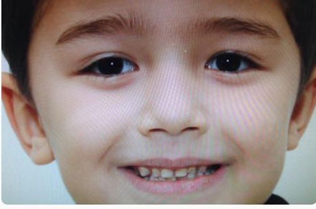 Samsun'da boğazına tost parçası kaçan çocuk öldü